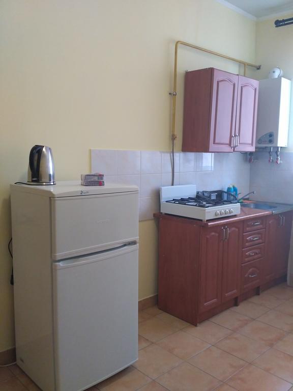 Apartments Domovik On Beregovskaya 3 Мукачеве Екстериор снимка